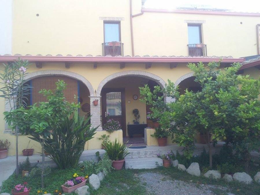 B&B Gli Archi Sìnnai Exterior foto